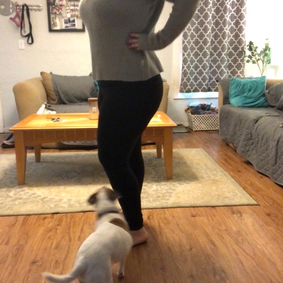 Wildfang Women’s asymmetrical sweater - Picture 4 of 5